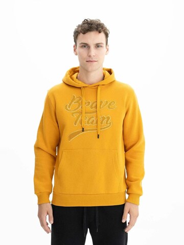 Arma Sweatshirt in Beige: front