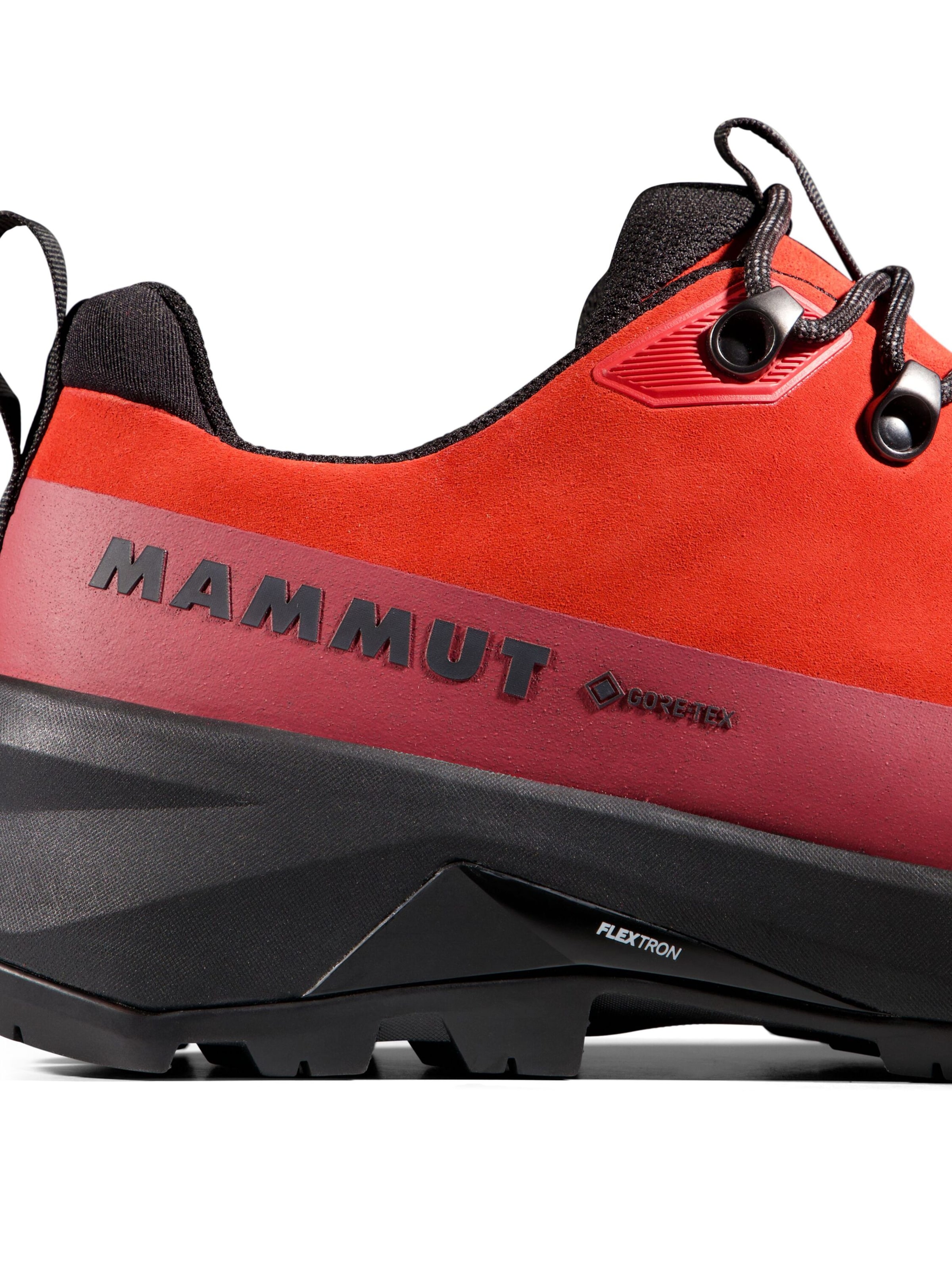 MAMMUT Flats in Red