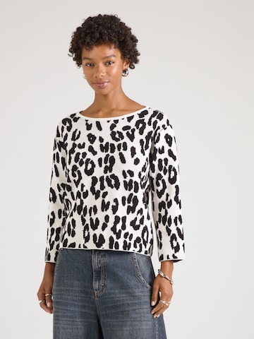 monari Sweater in White: front