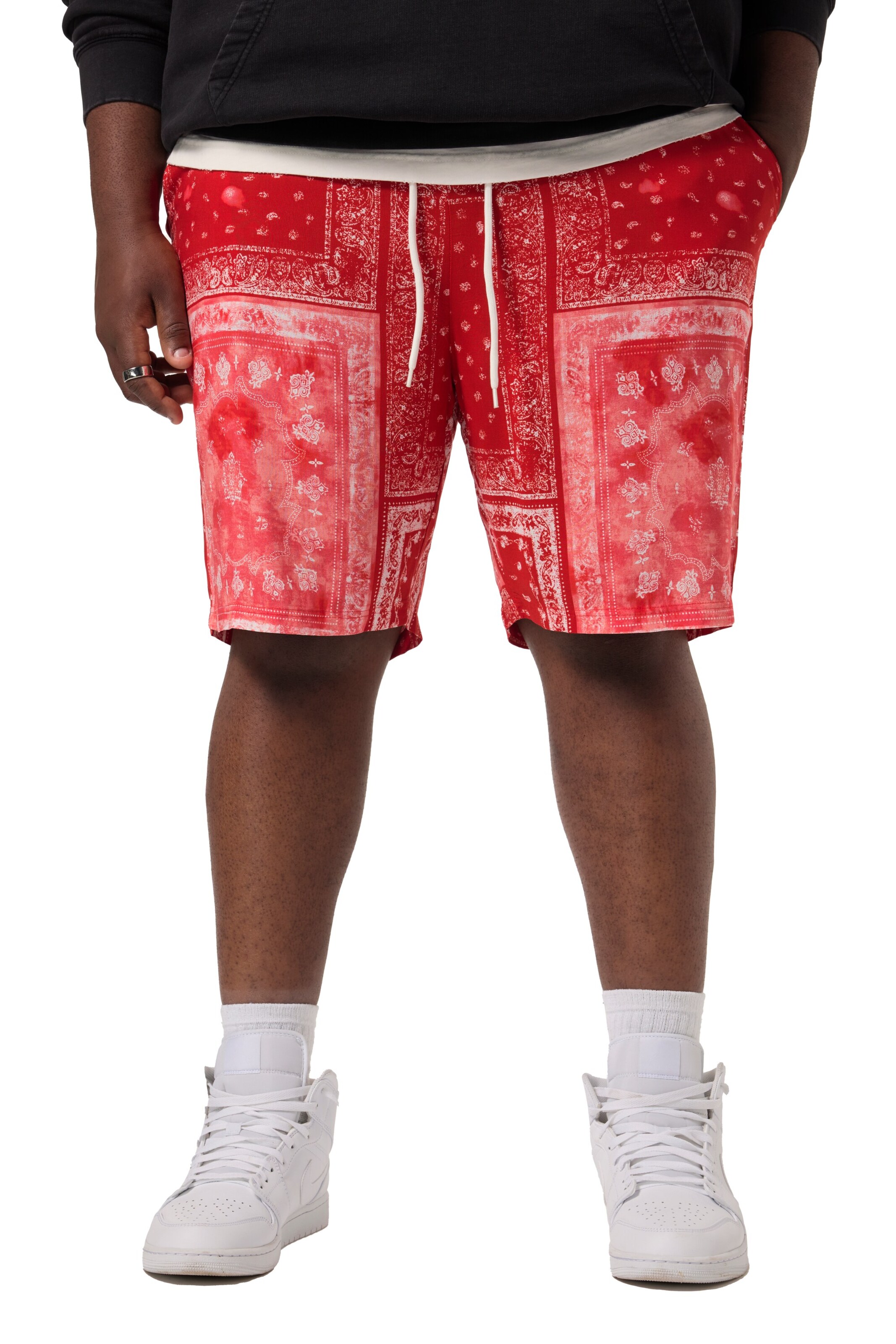 STHUGE Loose fit Pants in Red: front