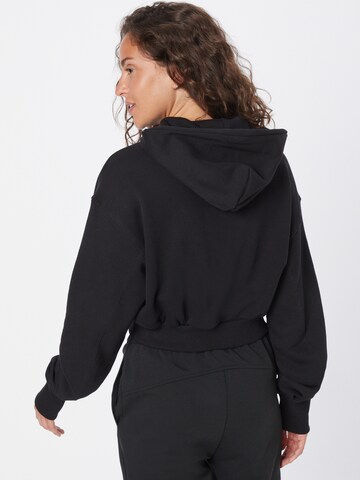 Sweat-shirt Reebok en noir
