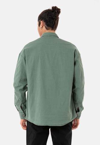 Redbridge Regular fit Button Up Shirt in Green