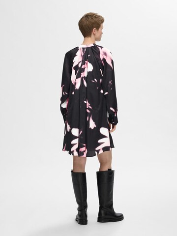 Robe 'SLFRibelle' SELECTED FEMME en rose