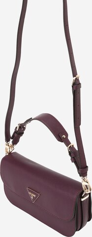 GUESS Tasche 'Brynlee' in Lila