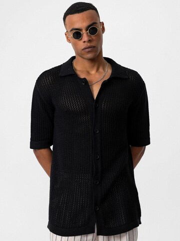 Antioch Regular Fit Niamey - Short Sleeve - Regular Fit - Cellular Knitted in Schwarz: Vorderseite