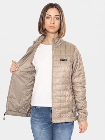 PATAGONIA Between-Season Jacket in Grey