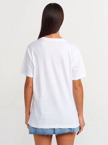 T-shirt 'T-Shirts' Dilvin en blanc