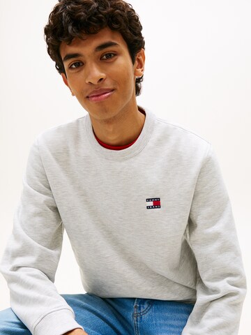 Tommy Jeans - Sudadera en gris