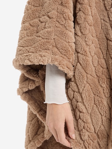 ETAM Badeponcho 'Mund' in Beige