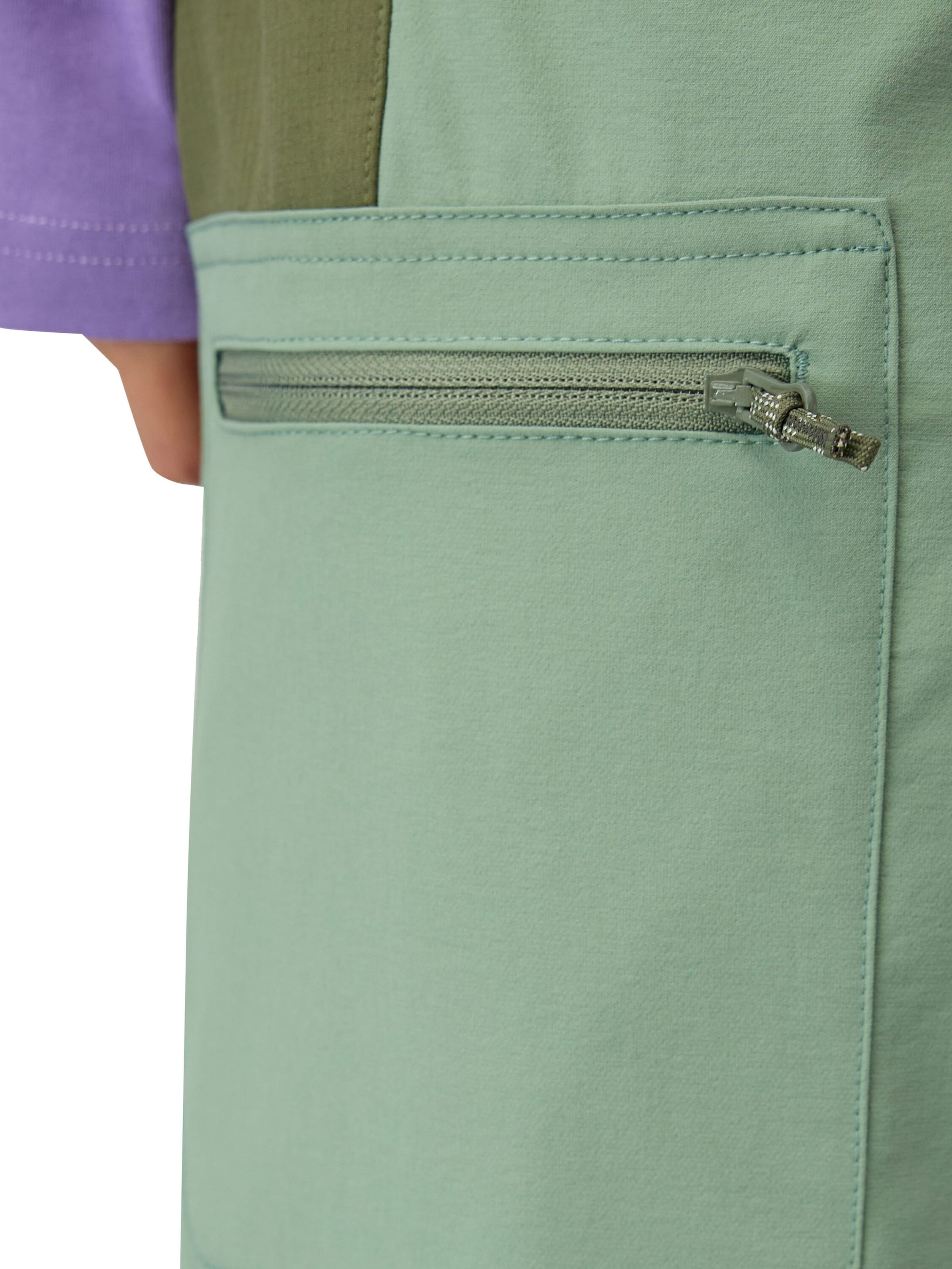 MAMMUT Regular Outdoor Pants 'Taiss' in Green