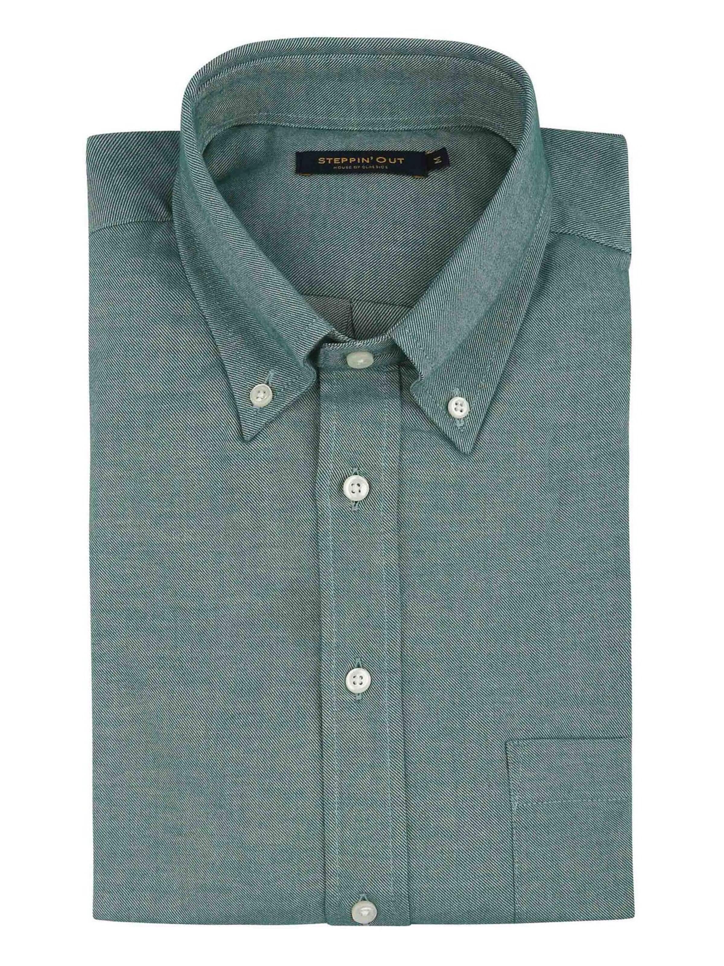 Steppin' out Regular fit Button Up Shirt in Green: front