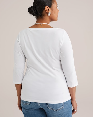 T-shirt WE Fashion en blanc