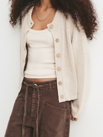 Pull&Bear Strickjacke in Beige