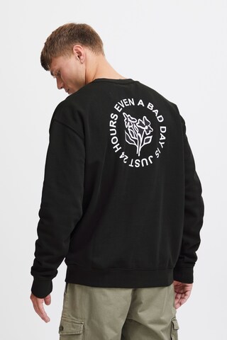 !Solid Sweatshirt in Schwarz