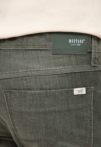MUSTANG Loose fit Jeans in Green
