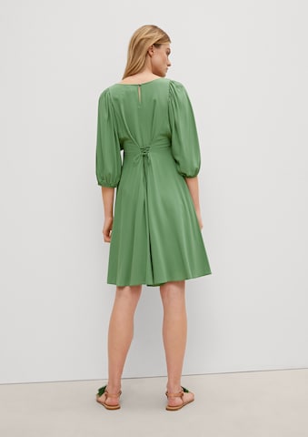 Robe COMMA en vert