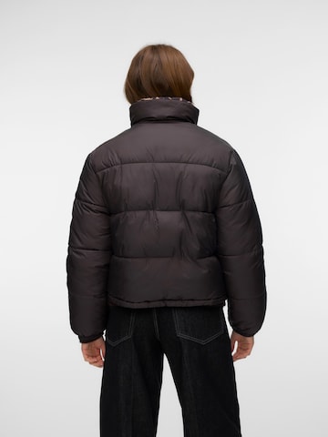 VERO MODA Winterjas 'VMDinafia' in Bruin