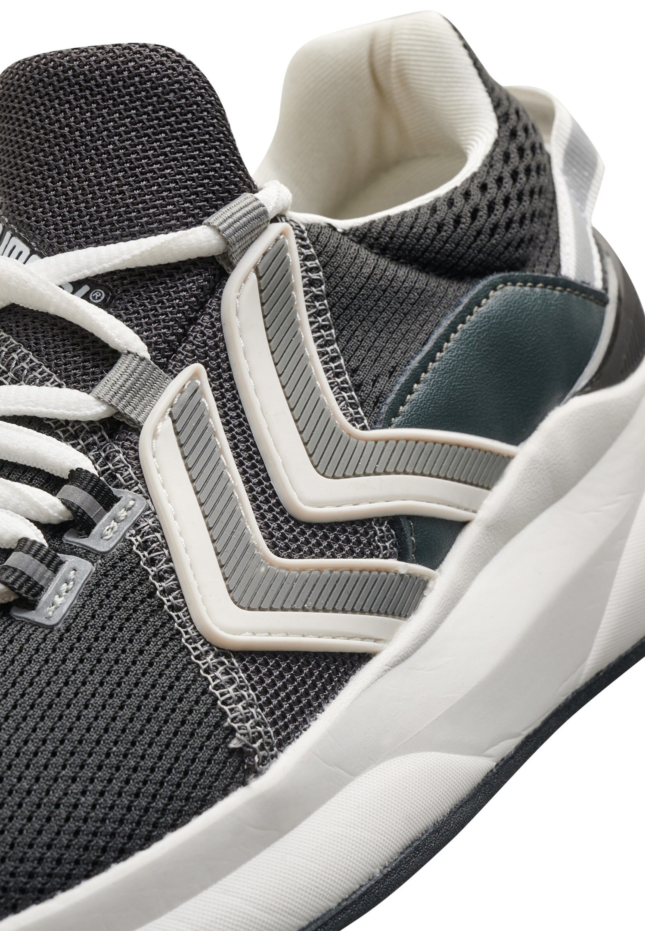 Hummel Športni čevelj 'Reach LX 300' | siva barva