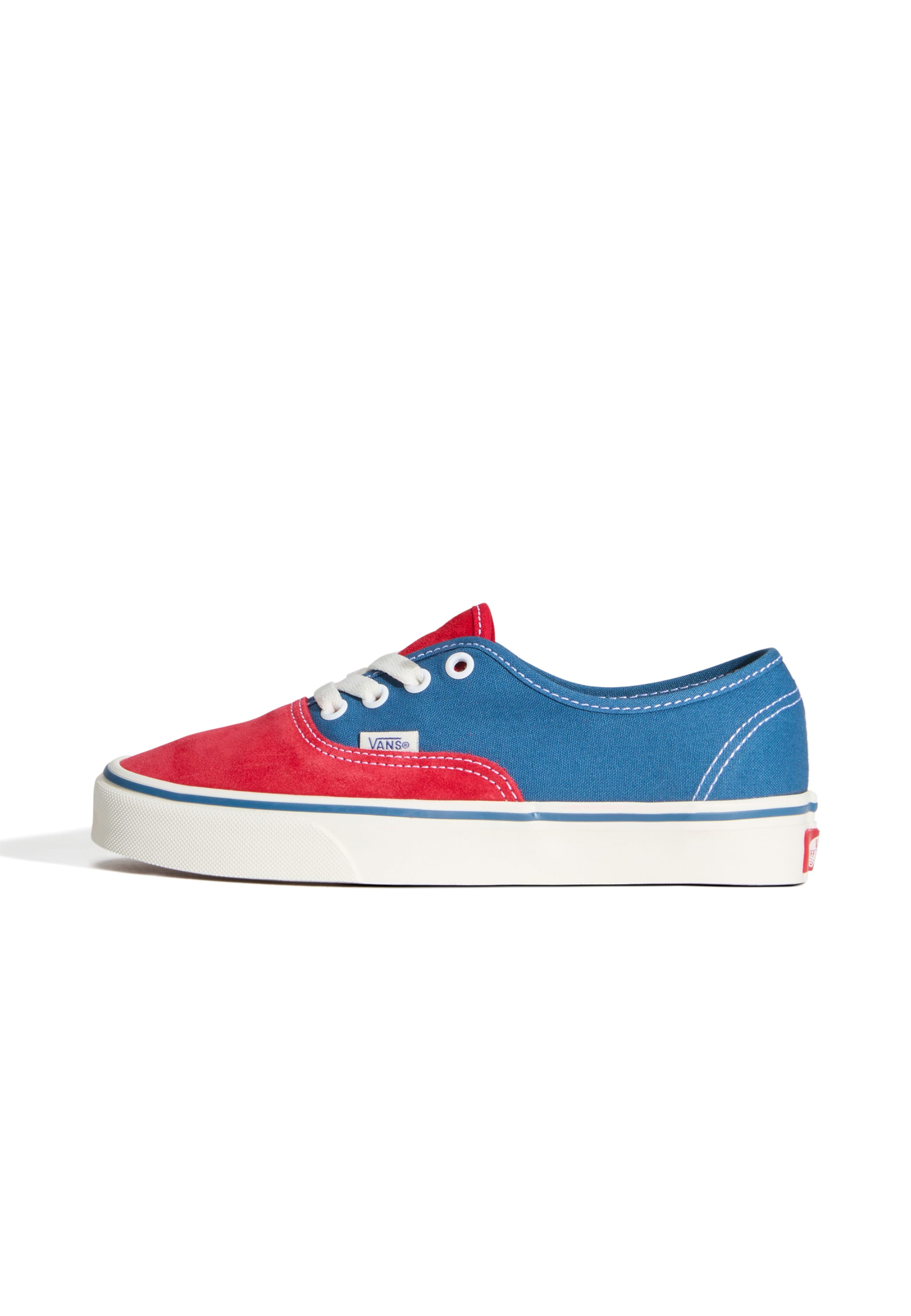 Baskets basses 'Authentic' VANS en bleu : devant