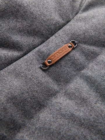 Ombre Vest, värv hall