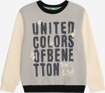 UNITED COLORS OF BENETTON Sweatshirt i grå: framsida