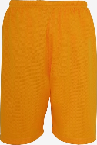 Urban Classics Broek in Oranje: voorkant