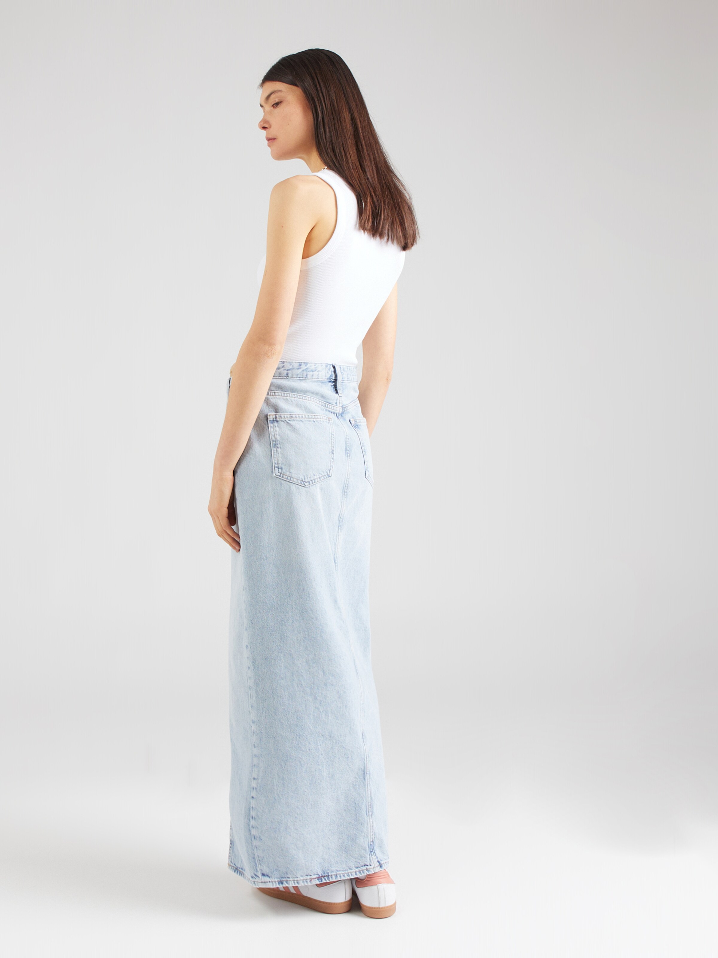 Jupe Calvin Klein Jeans en Bleu Clair ABOUT YOU