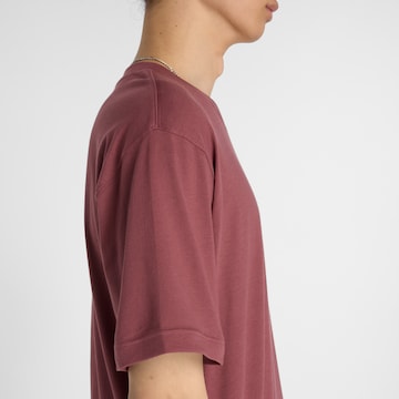 new balance T-Shirt 'Essentials' in Rot