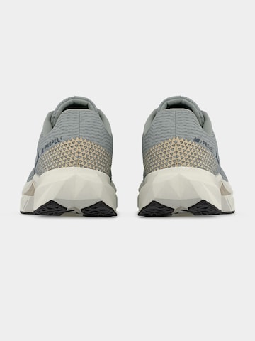 new balance Laufschuh 'Fuel Cell Propel' in Grau
