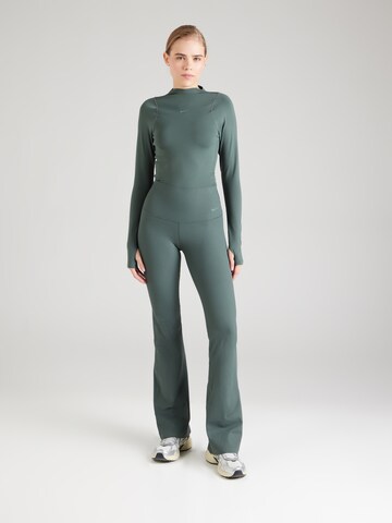 Flared Pantaloni sportivi 'ZENVY' di NIKE in verde