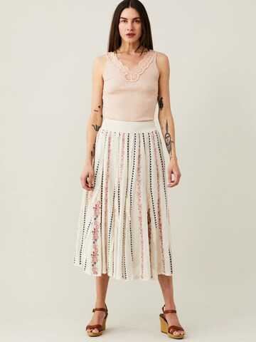 Gonna ' Natasha ' di Odd Molly in bianco