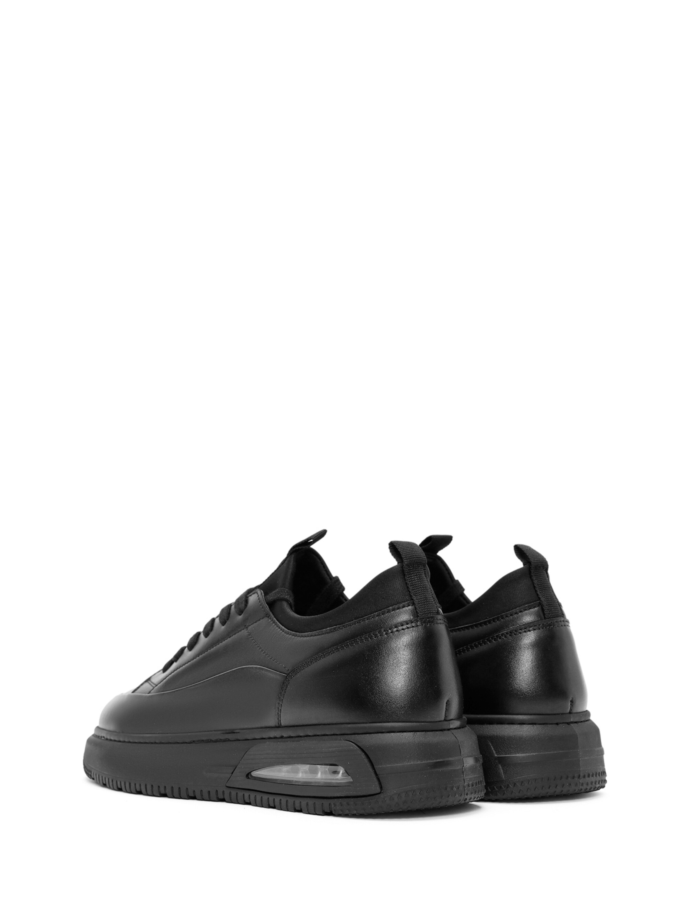 Sneaker bassa di Derimod in nero