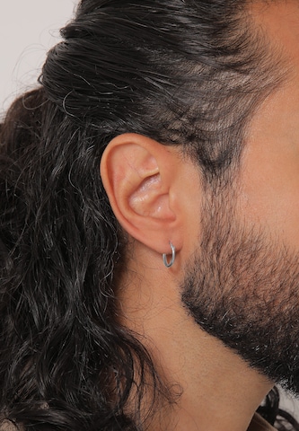 KUZZOI Earring in Silver: front