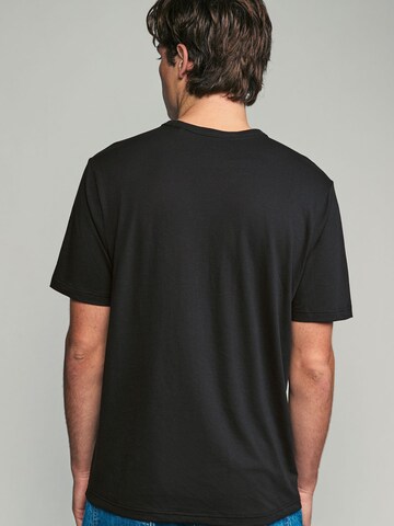 Next - Camisa em preto