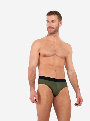 Slip ' Supersoft ' HOM en vert : devant