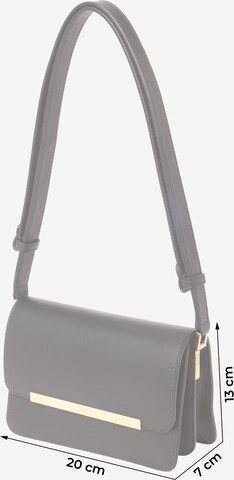 N°21 Shoulder Bag 'Edith' in Black