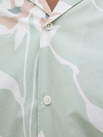 JACK & JONES Comfort fit Button Up Shirt in Green