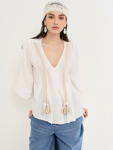 Camomilla Italia Multifunctionele blouse 'BETSY' in Wit: voorkant