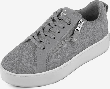 Baskets basses GIESSWEIN en gris : devant