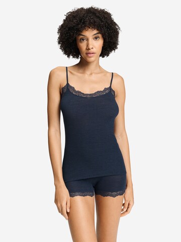Hanro Top ' Woolen Lace ' in Blauw: voorkant