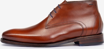 Floris van Bommel Chukka Boots 'De Loper 15' in Brown: front