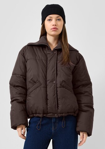 QS Winterjas in Bruin: voorkant