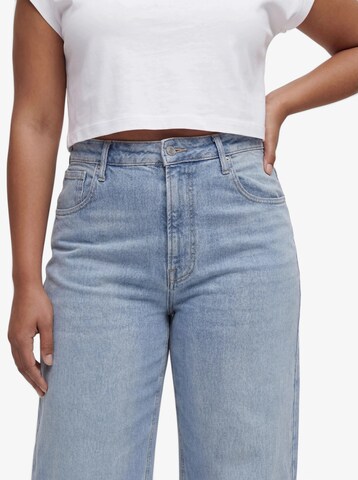 Barrel Jean 'CARFrankie' ONLY Carmakoma en bleu