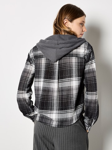 Chemisier ' ' Apricot en gris