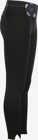 Skinny Pantaloni sport de la NIKE pe negru