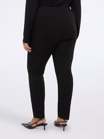 Regular Pantalon Fiorella Rubino en noir