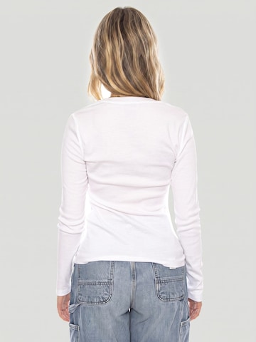 LEVI'S ® Koszulka 'Essential HM LS Tee White + Neutral -- Women's Crew Neck T-Shirt White Women's' w kolorze biały