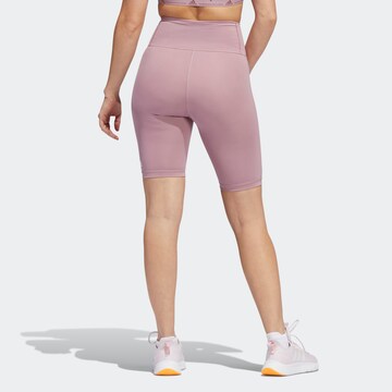 ADIDAS SPORTSWEAR Skinny Sportshorts in Lila