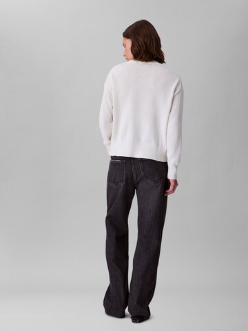 Pull-over Calvin Klein Jeans en blanc