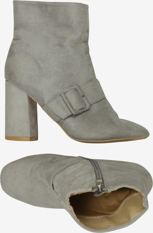 GLAMOROUS Stiefelette 38 in Grau: Vorderseite